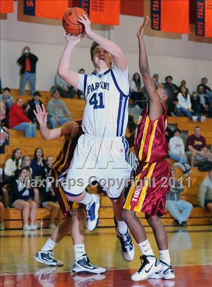 Thumbnail 2 in Columbia vs. Wyomissing (D3 Quarterfinals) photogallery.