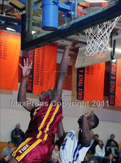 Thumbnail 3 in Columbia vs. Wyomissing (D3 Quarterfinals) photogallery.