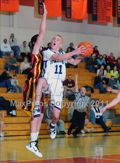 Thumbnail 3 in Columbia vs. Wyomissing (D3 Quarterfinals) photogallery.