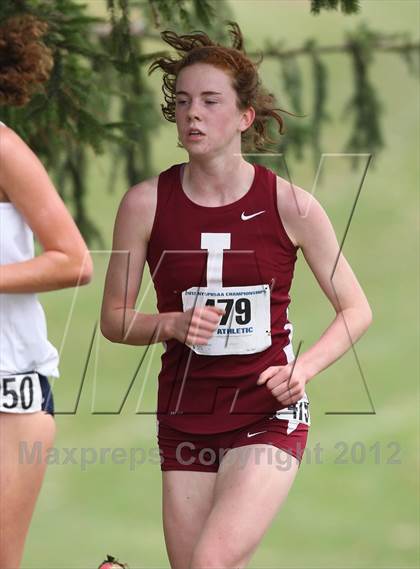 Thumbnail 1 in NYSPHSAA Cross Country Championships (Girls Class A) photogallery.