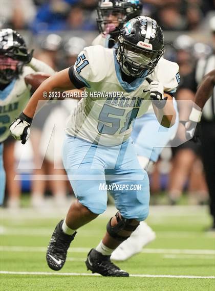 Thumbnail 1 in Harlan vs. Steele (UIL 6A Division II Region 4 Semifinal) photogallery.