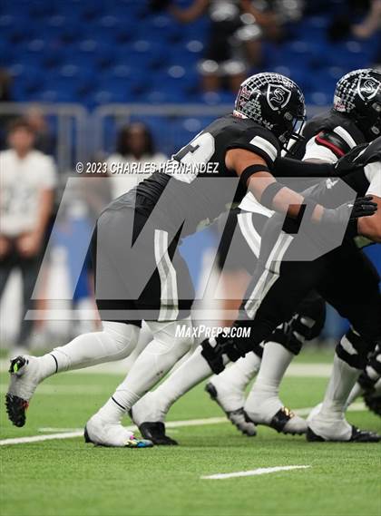 Thumbnail 2 in Harlan vs. Steele (UIL 6A Division II Region 4 Semifinal) photogallery.