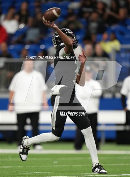Thumbnail 2 in Harlan vs. Steele (UIL 6A Division II Region 4 Semifinal) photogallery.