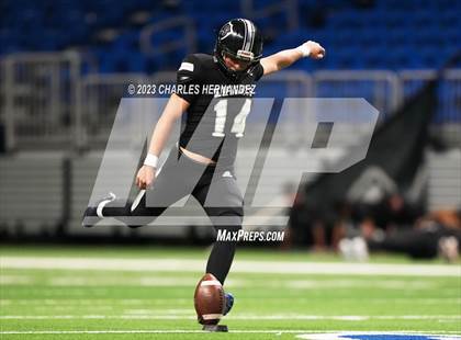 Thumbnail 3 in Harlan vs. Steele (UIL 6A Division II Region 4 Semifinal) photogallery.