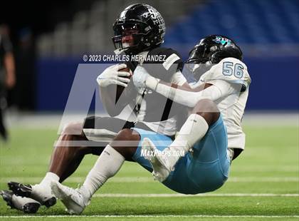 Thumbnail 2 in Harlan vs. Steele (UIL 6A Division II Region 4 Semifinal) photogallery.