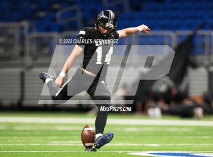Thumbnail 1 in Harlan vs. Steele (UIL 6A Division II Region 4 Semifinal) photogallery.