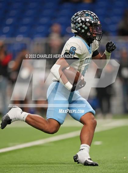 Thumbnail 3 in Harlan vs. Steele (UIL 6A Division II Region 4 Semifinal) photogallery.