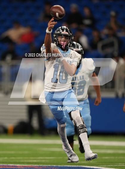 Thumbnail 2 in Harlan vs. Steele (UIL 6A Division II Region 4 Semifinal) photogallery.