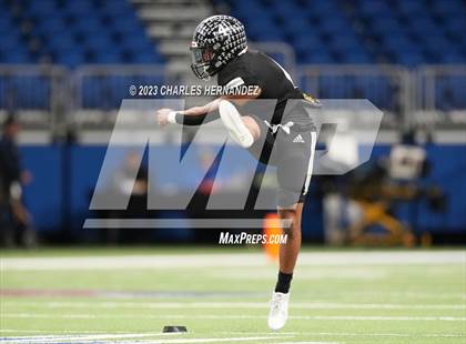 Thumbnail 2 in Harlan vs. Steele (UIL 6A Division II Region 4 Semifinal) photogallery.