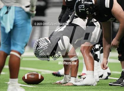 Thumbnail 2 in Harlan vs. Steele (UIL 6A Division II Region 4 Semifinal) photogallery.