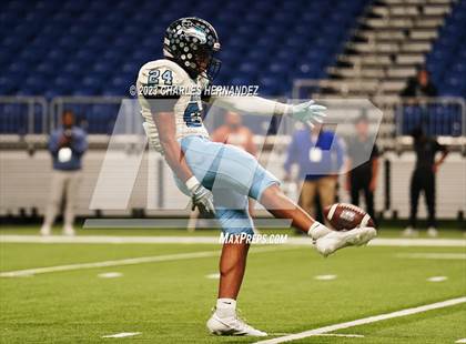 Thumbnail 1 in Harlan vs. Steele (UIL 6A Division II Region 4 Semifinal) photogallery.