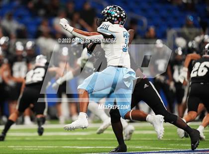 Thumbnail 2 in Harlan vs. Steele (UIL 6A Division II Region 4 Semifinal) photogallery.