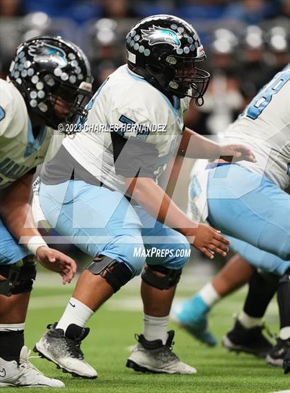 Thumbnail 1 in Harlan vs. Steele (UIL 6A Division II Region 4 Semifinal) photogallery.