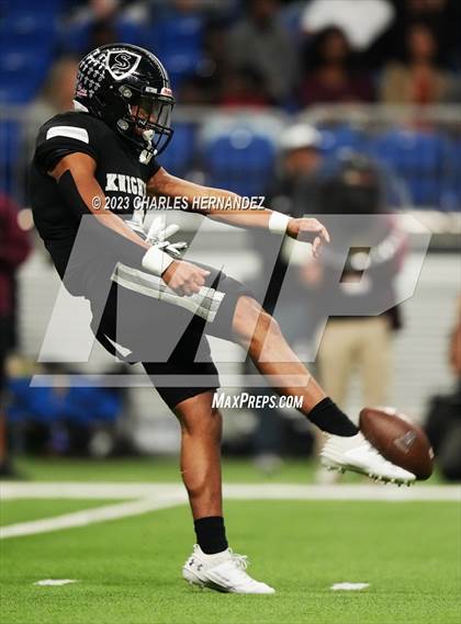 Thumbnail 3 in Harlan vs. Steele (UIL 6A Division II Region 4 Semifinal) photogallery.