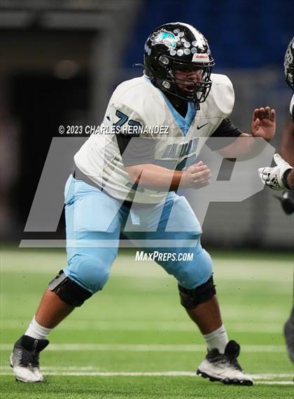Thumbnail 1 in Harlan vs. Steele (UIL 6A Division II Region 4 Semifinal) photogallery.