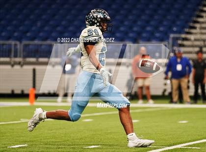 Thumbnail 1 in Harlan vs. Steele (UIL 6A Division II Region 4 Semifinal) photogallery.