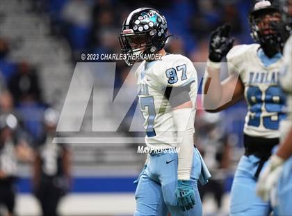 Thumbnail 1 in Harlan vs. Steele (UIL 6A Division II Region 4 Semifinal) photogallery.