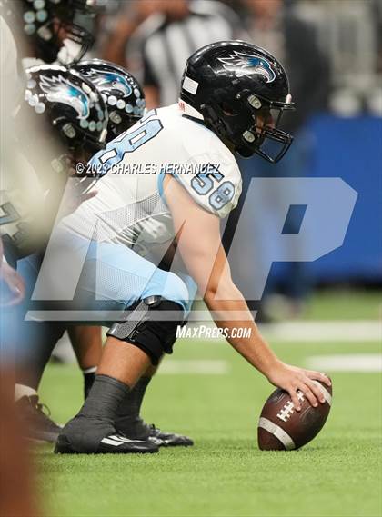 Thumbnail 2 in Harlan vs. Steele (UIL 6A Division II Region 4 Semifinal) photogallery.