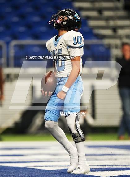 Thumbnail 3 in Harlan vs. Steele (UIL 6A Division II Region 4 Semifinal) photogallery.
