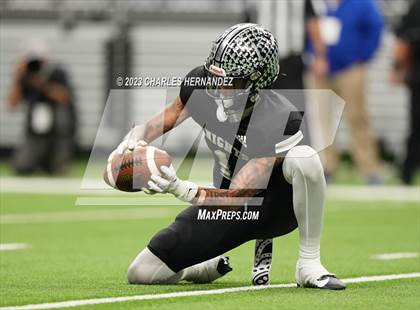 Thumbnail 2 in Harlan vs. Steele (UIL 6A Division II Region 4 Semifinal) photogallery.