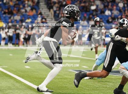 Thumbnail 1 in Harlan vs. Steele (UIL 6A Division II Region 4 Semifinal) photogallery.