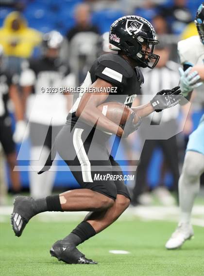 Thumbnail 1 in Harlan vs. Steele (UIL 6A Division II Region 4 Semifinal) photogallery.