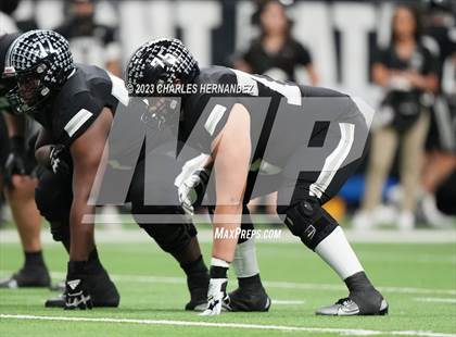 Thumbnail 1 in Harlan vs. Steele (UIL 6A Division II Region 4 Semifinal) photogallery.