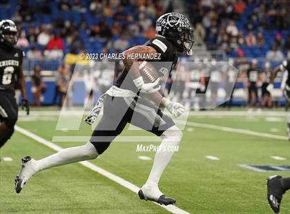 Thumbnail 2 in Harlan vs. Steele (UIL 6A Division II Region 4 Semifinal) photogallery.