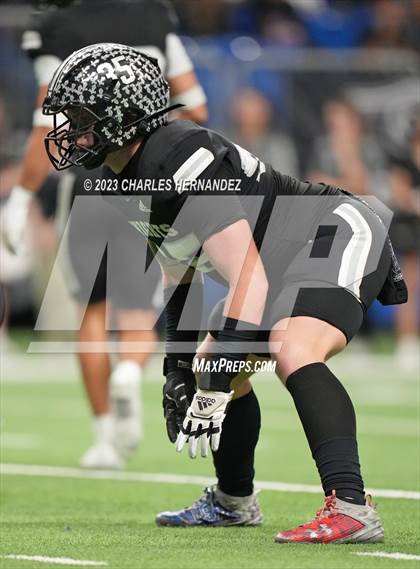 Thumbnail 3 in Harlan vs. Steele (UIL 6A Division II Region 4 Semifinal) photogallery.
