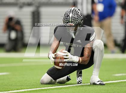 Thumbnail 3 in Harlan vs. Steele (UIL 6A Division II Region 4 Semifinal) photogallery.