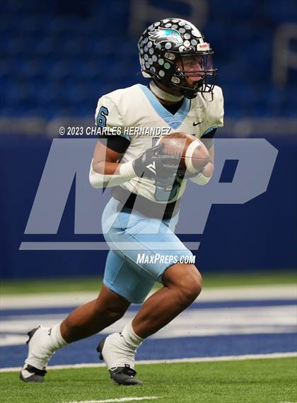 Thumbnail 3 in Harlan vs. Steele (UIL 6A Division II Region 4 Semifinal) photogallery.