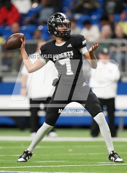 Thumbnail 1 in Harlan vs. Steele (UIL 6A Division II Region 4 Semifinal) photogallery.
