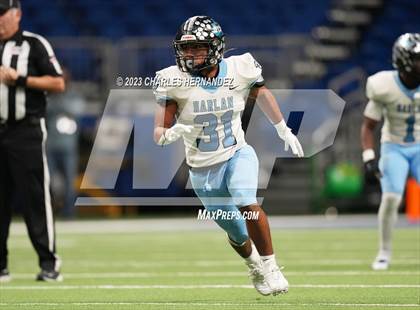 Thumbnail 1 in Harlan vs. Steele (UIL 6A Division II Region 4 Semifinal) photogallery.