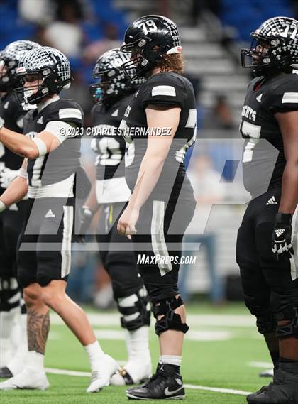 Thumbnail 1 in Harlan vs. Steele (UIL 6A Division II Region 4 Semifinal) photogallery.