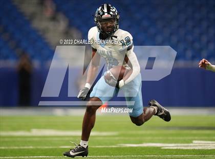 Thumbnail 2 in Harlan vs. Steele (UIL 6A Division II Region 4 Semifinal) photogallery.