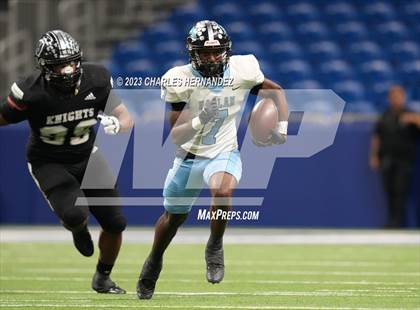 Thumbnail 1 in Harlan vs. Steele (UIL 6A Division II Region 4 Semifinal) photogallery.