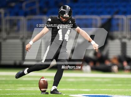Thumbnail 3 in Harlan vs. Steele (UIL 6A Division II Region 4 Semifinal) photogallery.
