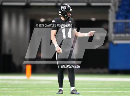 Thumbnail 1 in Harlan vs. Steele (UIL 6A Division II Region 4 Semifinal) photogallery.