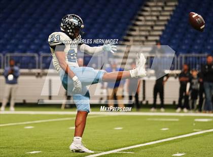 Thumbnail 2 in Harlan vs. Steele (UIL 6A Division II Region 4 Semifinal) photogallery.