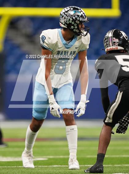 Thumbnail 3 in Harlan vs. Steele (UIL 6A Division II Region 4 Semifinal) photogallery.