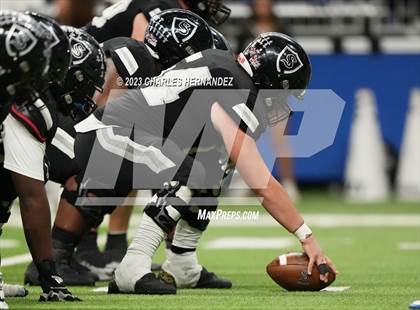 Thumbnail 2 in Harlan vs. Steele (UIL 6A Division II Region 4 Semifinal) photogallery.