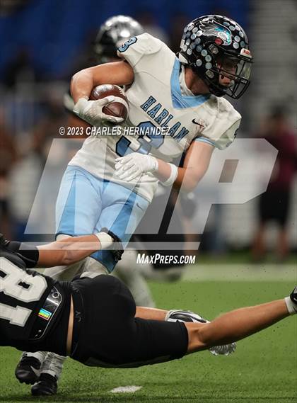 Thumbnail 2 in Harlan vs. Steele (UIL 6A Division II Region 4 Semifinal) photogallery.