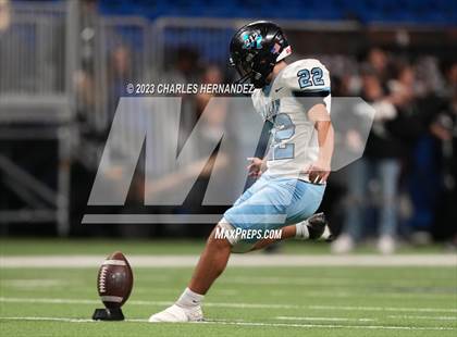Thumbnail 3 in Harlan vs. Steele (UIL 6A Division II Region 4 Semifinal) photogallery.