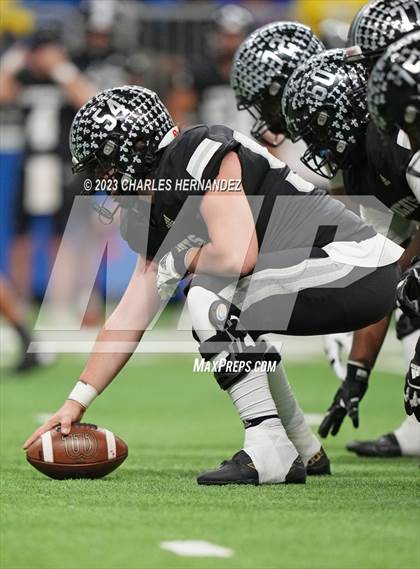 Thumbnail 2 in Harlan vs. Steele (UIL 6A Division II Region 4 Semifinal) photogallery.