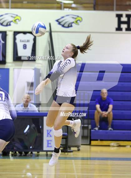 Thumbnail 1 in Dakota @ Utica Eisenhower photogallery.