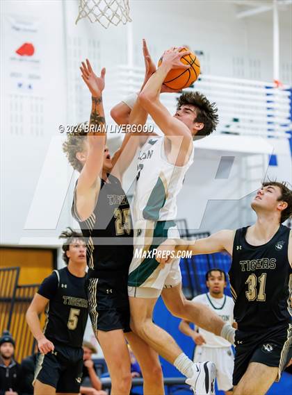 Thumbnail 1 in Falcon vs. Canon City photogallery.
