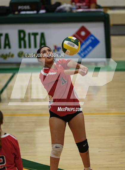 Thumbnail 2 in Santa Rita vs St Augustine photogallery.