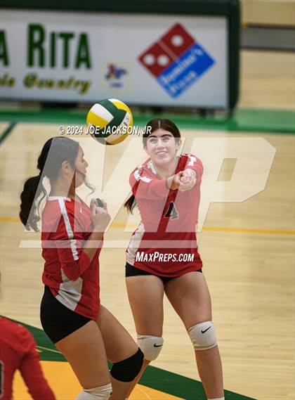 Thumbnail 2 in Santa Rita vs St Augustine photogallery.