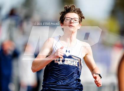 Thumbnail 2 in Herd Roundup @ Elk Boys Hurdles photogallery.