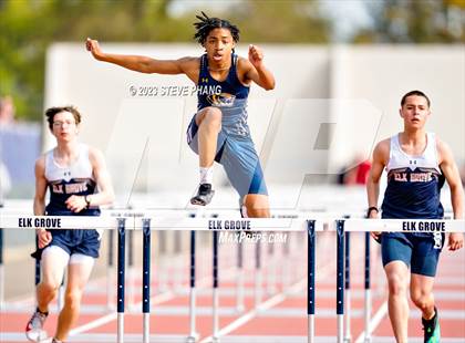 Thumbnail 3 in Herd Roundup @ Elk Boys Hurdles photogallery.